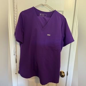 Figs Purple Scrub Set: XL Catarina top, Petite L Zamora Joggers.